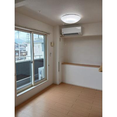 クレマチス　Ｃ棟 202【管理NO：1-017282203-02020】 ★家具家電は申し込み後に搬入します★の物件写真2