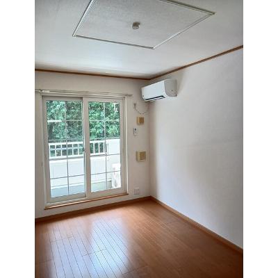 ヴェルデ・ルーチェ　Ｂ棟 203【管理NO：1-013160402-02030】 ★家具家電は申し込み後に搬入しますの物件写真2
