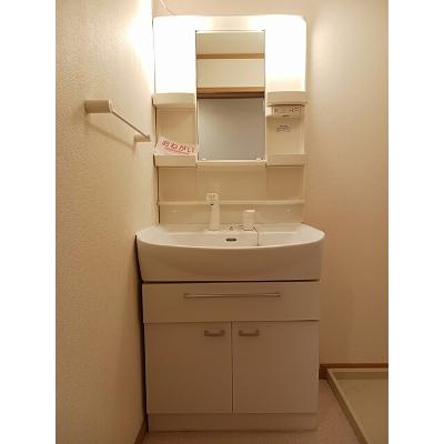 リヴァーヒルズＫＩ 103【管理NO：1-012837701-01030】 ★家具家電は申し込み後に搬入しますの物件写真6