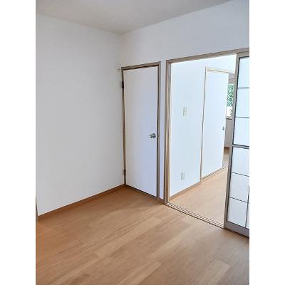 シャルマンＭ 102【管理NO：1-007391101-01020】 ★家具家電は申し込み後に搬入します★の物件写真2