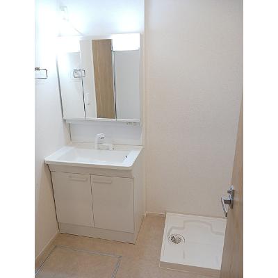 グランデ 105【管理NO：1-028724301-01040】 ★家具家電は申し込み後に搬入します★ ★2026年10月上旬入居可能★の物件写真6