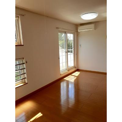 アップルン 201【管理NO：1-014353101-02010】 ★家具家電は申し込み後に搬入します 2026年08月下旬入居可能の物件写真2