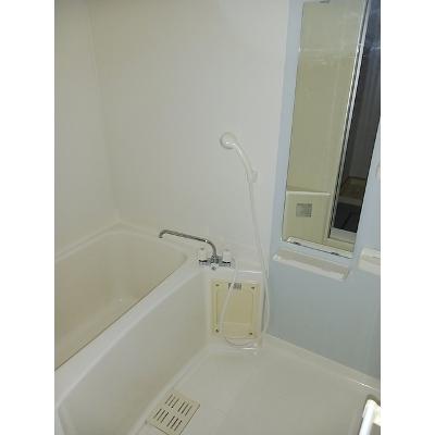 バン・ド・ソレイユ 203【管理NO：1-013663101-02030】 ★家具家電は申し込み後に搬入します★の物件写真4