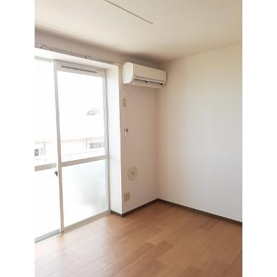サニーヒル．ゴン 201【管理NO：1-005245901-02010】 ★家具家電は申し込み後に搬入します 2026年07月下旬入居可能の物件写真2