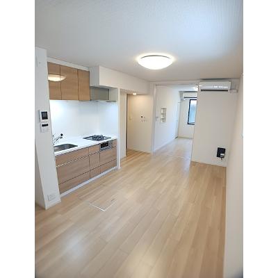 クレール 105【管理NO：1-028145001-01050】 ★家具家電は申し込み後に搬入しますの物件写真2