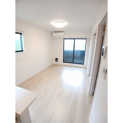 Ｃｅｎｔｅｒ　Ｖｉｌｌａｇｅ 201【管理NO：1-027367601-02010】 ★家具家電は申し込み後に搬入します★の物件写真2