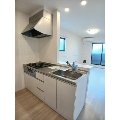 Ｃｅｎｔｅｒ　Ｖｉｌｌａｇｅ 201【管理NO：1-027367601-02010】 ★家具家電は申し込み後に搬入します★の物件写真3