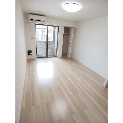 ミ・リブロ彦根駅北壱番館 101【管理NO：1-026959801-01010】 ★家具家電は申し込み後に搬入しますの物件写真2