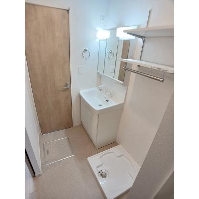エンジェルⅡ 201【管理NO：1-026525302-02010】 ★家具家電は申し込み後に搬入します★の物件写真6