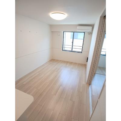 ラビットレジデンス八日市 201【管理NO：1-025840901-02010】 ★家具家電は申し込み後に搬入しますの物件写真2