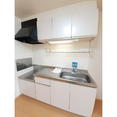 ファミリータイズⅢ 203【管理NO：1-016342701-02030】 ★家具家電は申し込み後に搬入します 2026年08月上旬入居可能の物件写真3