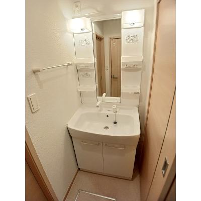 ファミリータイズⅢ 203【管理NO：1-016342701-02030】 ★家具家電は申し込み後に搬入します 2026年08月上旬入居可能の物件写真6