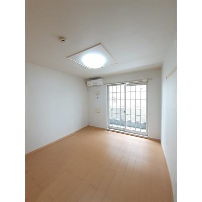 ファミリータイズⅢ 103【管理NO：1-016342701-01030】 ★家具家電は申し込み後に搬入します 2026年08月下旬入居可能の物件写真2