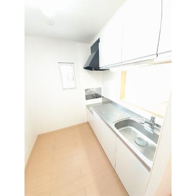ファミリータイズⅠ 204【管理NO：1-016131501-02040】 ★家具家電は申し込み後に搬入します 2026年08月中旬入居可能の物件写真3