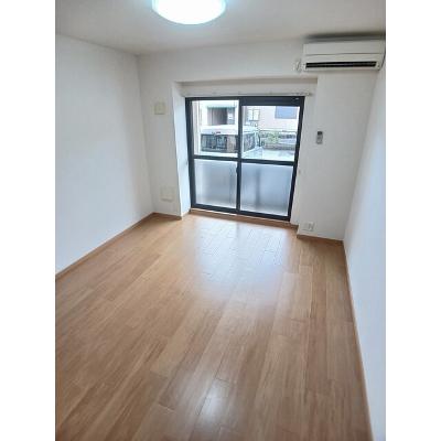 ファウンダー　オブ　ティー 105【管理NO：1-015105601-01050】 ★家具家電は申し込み後に搬入しますの物件写真2