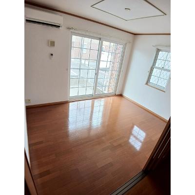 フォレストパーク・弐番館 103【管理NO：1-013876201-01030】 ★家具家電は申し込み後に搬入しますの物件写真2