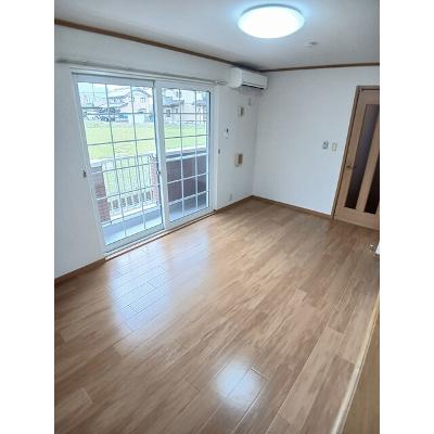 ポラリス 102【管理NO：1-013281501-01020】 ★家具家電は申し込み後に搬入しますの物件写真2