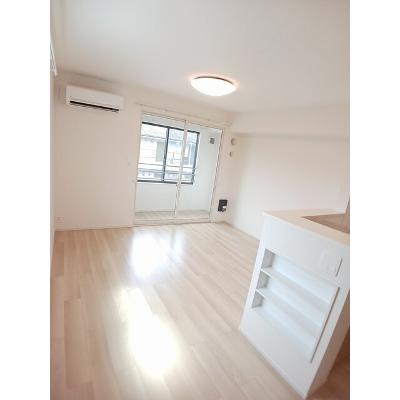 Ｓｕｎｎｙ 201【管理NO：1-027597901-02010】 ★家具家電は申し込み後に搬入しますの物件写真2