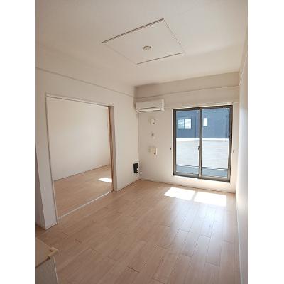 パラシオⅡ 204【管理NO：1-021619102-02040】 ★家具家電は申し込み後に搬入します★の物件写真2