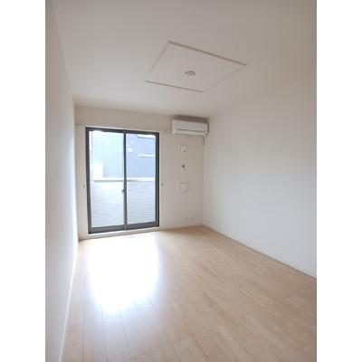 パラシオⅡ 105【管理NO：1-021619102-01050】 ★家具家電は申し込み後に搬入します★の物件写真2