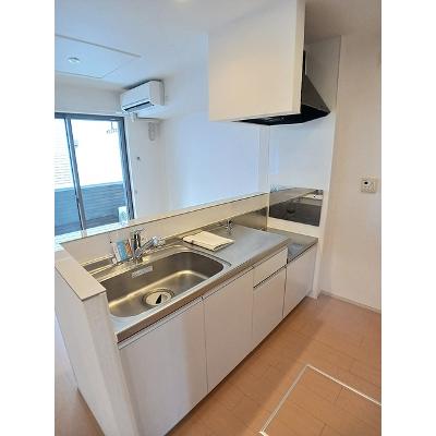 フラワー・レイ 103【管理NO：1-021058701-01030】 ★家具家電は申し込み後に搬入しますの物件写真3