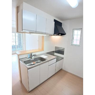 モンテ　グランデ　Ⅱ 201【管理NO：1-018920002-02010】 ★家具家電は申し込み後に搬入します★の物件写真3