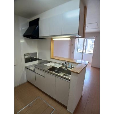 サンリットハウス 103【管理NO：1-017504001-01030】 ★家具家電は申し込み後に搬入しますの物件写真3