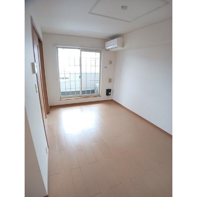 レインボー宝積 205【管理NO：1-014901401-02050】 ★家具家電は申し込み後に搬入しますの物件写真2