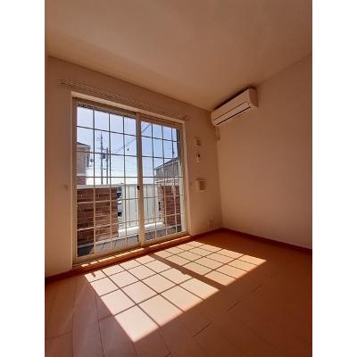 ポート　リジェールⅣ 101【管理NO：1-014584904-01010】 ★家具家電は申し込み後に搬入します 2026年08月中旬入居可能の物件写真2