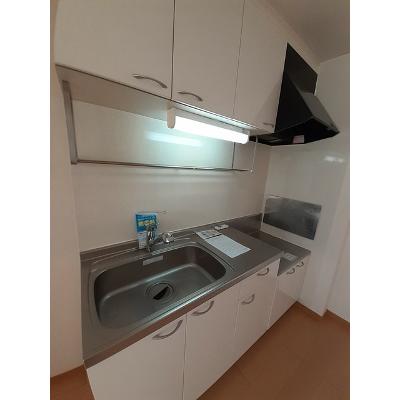 ポート　リジェールⅣ 101【管理NO：1-014584904-01010】 ★家具家電は申し込み後に搬入します 2026年08月中旬入居可能の物件写真3