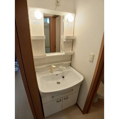 ポート　リジェールⅢ 102【管理NO：1-014584903-01020】 ★家具家電は申し込み後に搬入しますの物件写真6