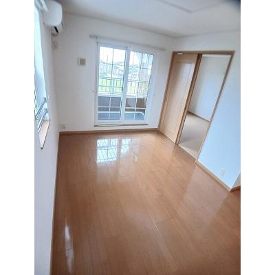 フォレストパーク・参番館 203【管理NO：1-013711401-02030】 ★家具家電は申し込み後に搬入しますの物件写真2