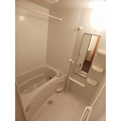フォレストパーク・参番館 203【管理NO：1-013711401-02030】 ★家具家電は申し込み後に搬入しますの物件写真4