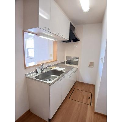 フォレストパーク・参番館 101【管理NO：1-013711401-01010】 ★家具家電は申し込み後に搬入します 2026年08月上旬入居可能の物件写真3