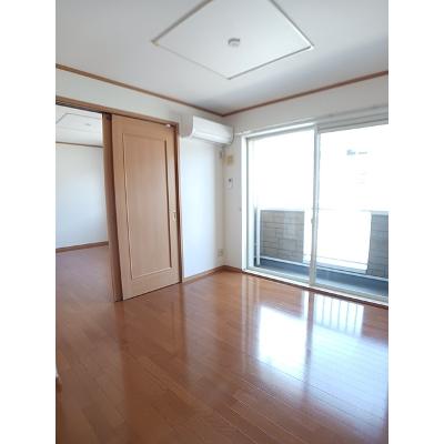 ベル・アラモ 103【管理NO：1-013430001-01030】 ★家具家電は申し込み後に搬入しますの物件写真2
