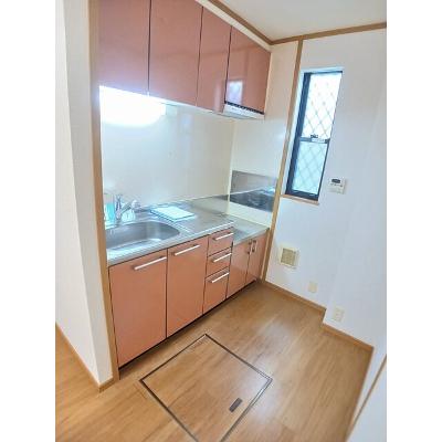 ノール　ヴィラージュ 102【管理NO：1-013253801-01020】 ★家具家電は申し込み後に搬入しますの物件写真3