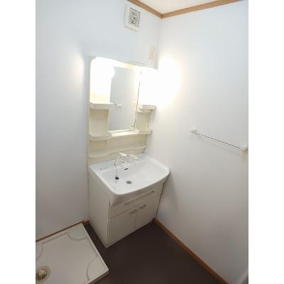 ノール　ヴィラージュ 102【管理NO：1-013253801-01020】 ★家具家電は申し込み後に搬入しますの物件写真6
