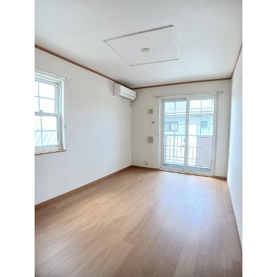 ヴィラ・ノースポール 102【管理NO：1-013021001-01020】 ★家具家電は申し込み後に搬入しますの物件写真2