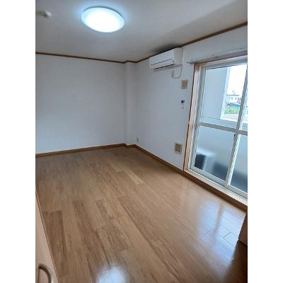 メゾン・プラティーク 105【管理NO：1-013001001-01050】 ★家具家電は申し込み後に搬入しますの物件写真2