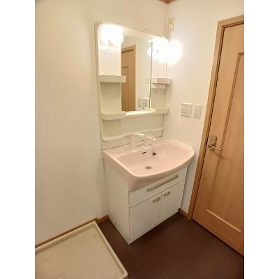 エヴァーグレイス 203【管理NO：1-012333501-02030】 ★家具家電は申し込み後に搬入しますの物件写真6