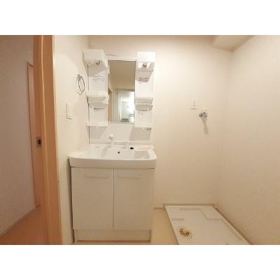 レイクともⅠ 202【管理NO：1-018701702-02020】 ★家具家電は申し込み後に搬入しますの物件写真6