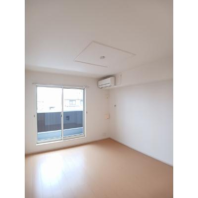 ディオーネ・ジエータ甲賀 202【管理NO：1-018618801-02020】 ★家具家電は申し込み後に搬入します★ ★2026年11月中旬入居可能★の物件写真2