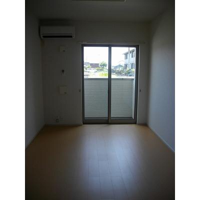 Ｃａｓａ　Ｂｒｅｅｚｅ 106【管理NO：1-017976301-01060】 ★家具家電は申し込み後に搬入しますの物件写真2
