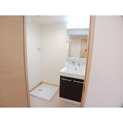ブリリアント　テラス 301【管理NO：1-017932101-03010】 ★家具家電は申し込み後に搬入します 2026年08月下旬入居可能の物件写真6