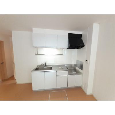 カーサ・ジェルメ 106【管理NO：1-017428601-01060】 ★家具家電は申し込み後に搬入しますの物件写真3