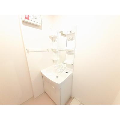 カーサ・ジェルメ 106【管理NO：1-017428601-01060】 ★家具家電は申し込み後に搬入しますの物件写真6
