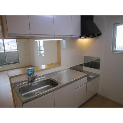 アンジュール 201【管理NO：1-018770901-02010】 ★家具家電は申し込み後に搬入します 2026年07月中旬入居可能の物件写真3