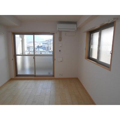 シャロミエール 205【管理NO：1-018746401-02050】 ★家具家電は申し込み後に搬入します 2026年07月中旬入居可能の物件写真2