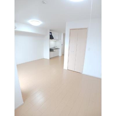 アルドーレ 305【管理NO：1-017283701-03050】 ★家具家電は申し込み後に搬入しますの物件写真2