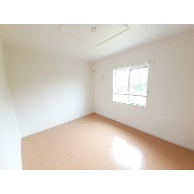 フラゴ－ラ　Ｋ．Ｒ 201【管理NO：1-017125501-02010】 ★家具家電は申し込み後に搬入しますの物件写真2